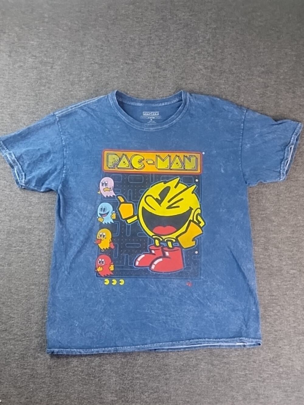 Pac-Man Blue Graphic Tee Look